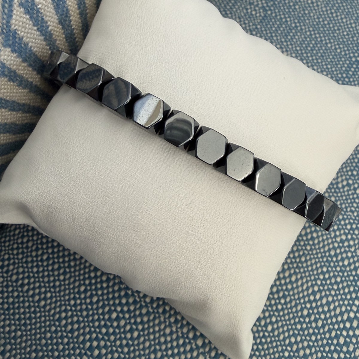 Hexagon Hematite — M005